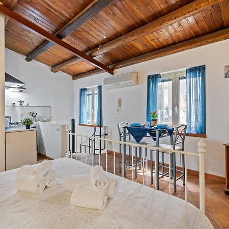 Politeama'S Corner- Affitti Brevi Italia Apartment Palermo Luaran gambar
